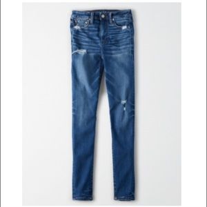NWT American Eagle distressed jeans